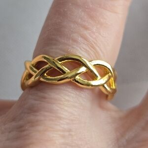 💖 New Pretty Shiny Smooth Yellow Gold Celtic Woven Ring Size 5 💖
